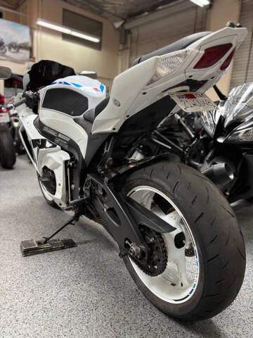 2013 Suzuki GSX-R1000