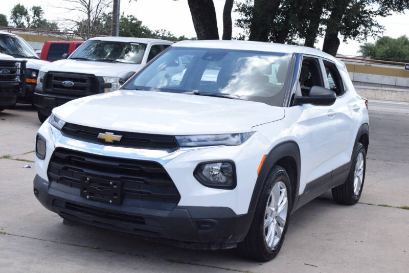 2022 Chevrolet Trailblazer LS's photo