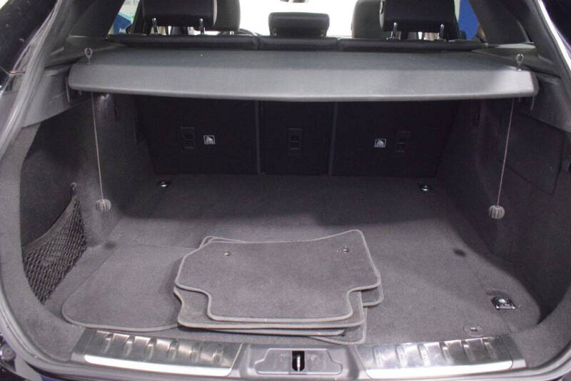 2019 Jaguar F-PACE 30t Prestige