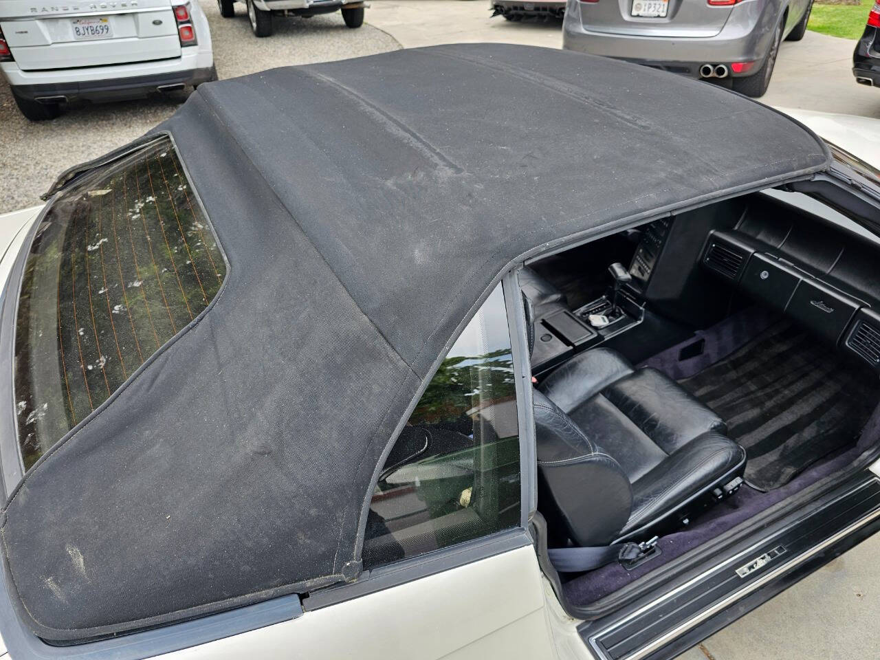 1993 Cadillac Allante 24