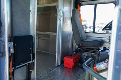 2020 Freightliner MT45 Chassis