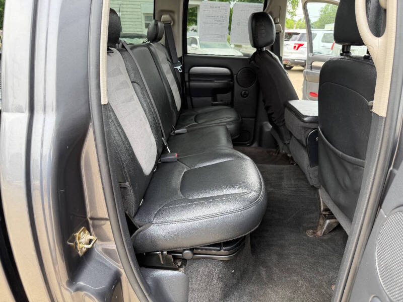 2004 Dodge Ram 1500 SLT