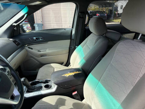 2014 Ford Explorer