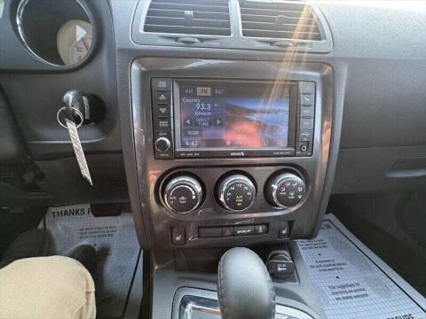 2013 Dodge Challenger SXT