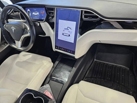 2017 Tesla Model X 75D