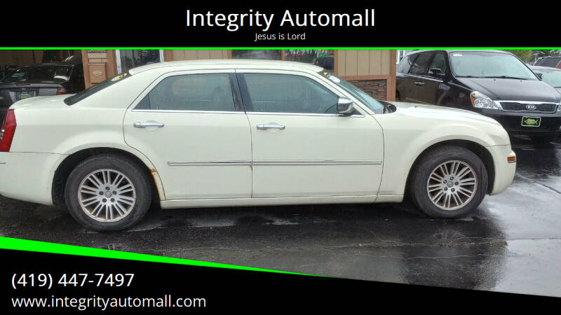 2010 Chrysler 300 for sale at Integrity Automall in Tiffin OH