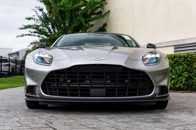 2025 Aston Martin Vanquish