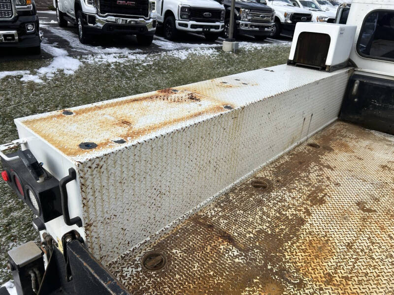 2006 Peterbilt 335 Mechanic's Truck