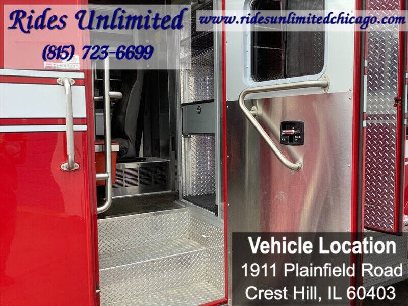 2015 Freightliner M2 106