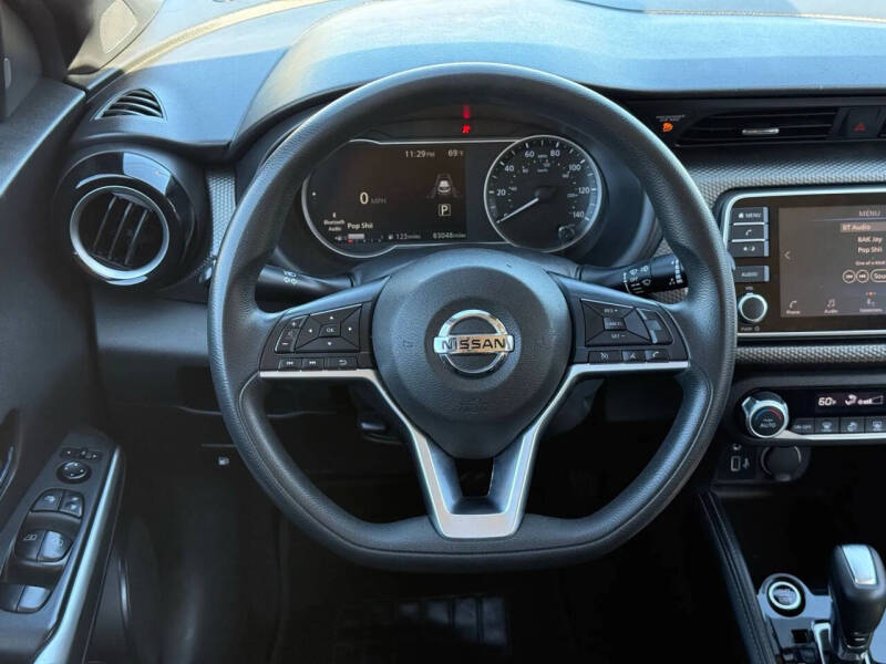 2020 Nissan Kicks SV