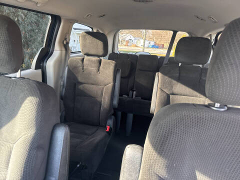 2016 Dodge Grand Caravan American Value Package