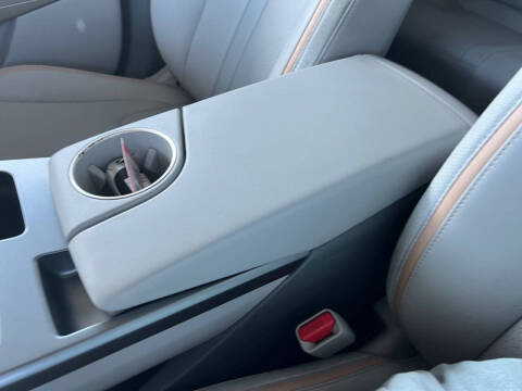 2022 Hyundai Nexo Blue