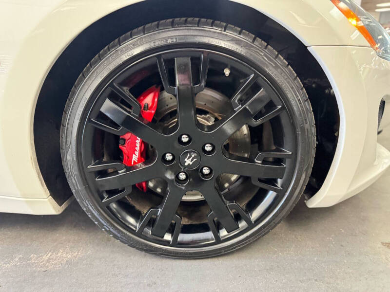 2014 Maserati GranTurismo