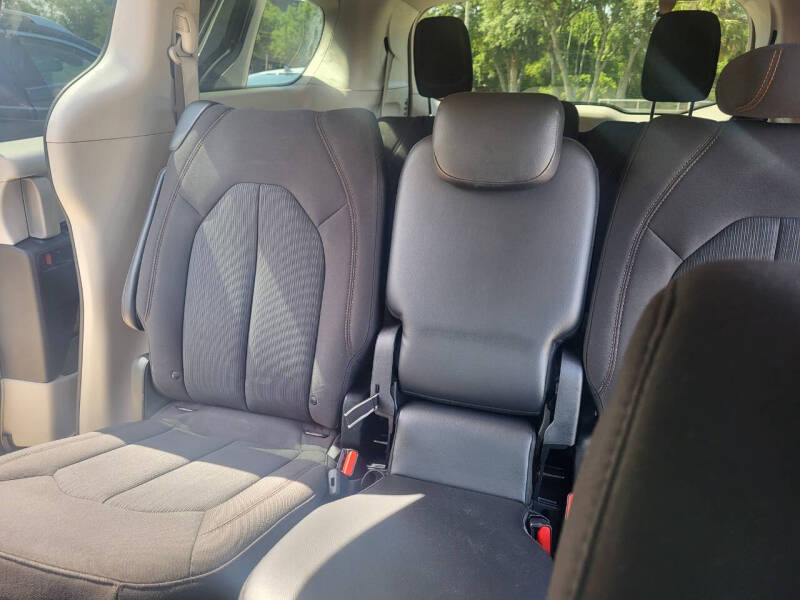 2017 Chrysler Pacifica Touring