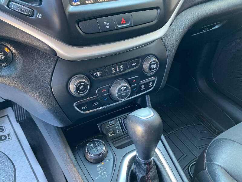 2018 Jeep Cherokee Trailhawk