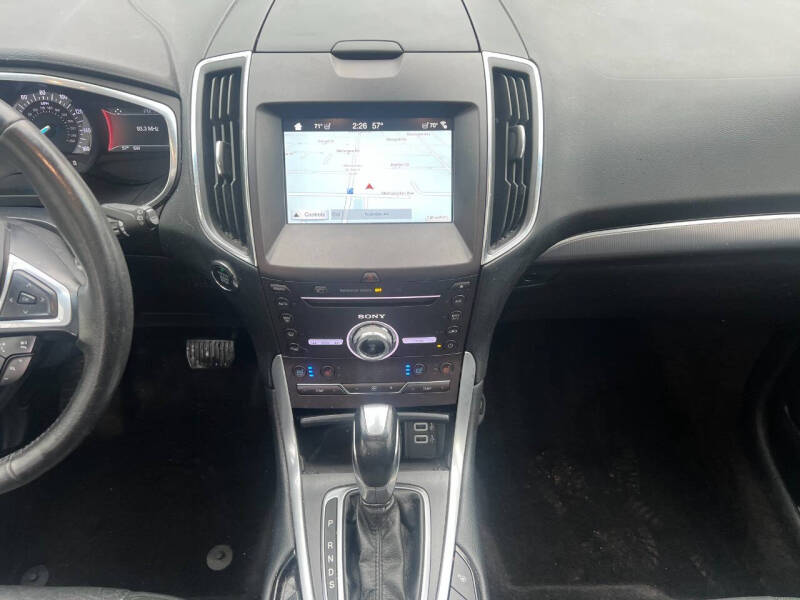 2018 Ford Edge Titanium