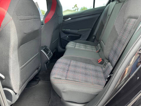 2022 Volkswagen Golf GTI S