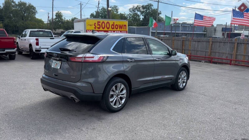 2024 Ford Edge Titanium