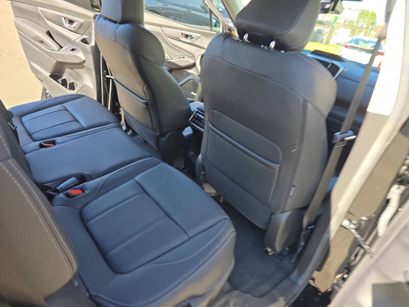 2024 Subaru Ascent Limited 8-Passenger