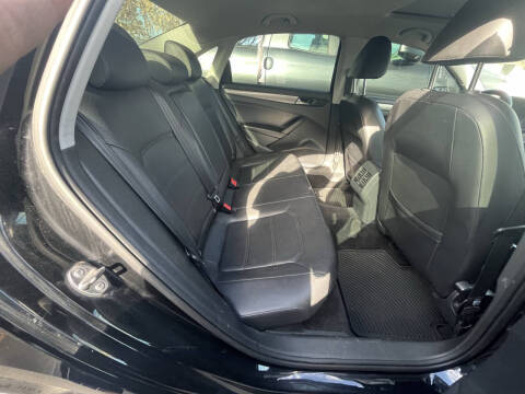 2014 Volkswagen Passat 1.8T SE PZEV