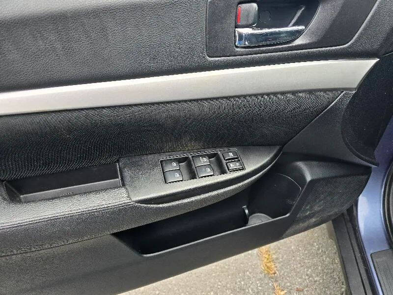 2013 Subaru Outback 2.5i Premium