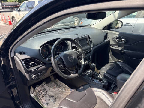 2019 Jeep Cherokee Latitude Plus