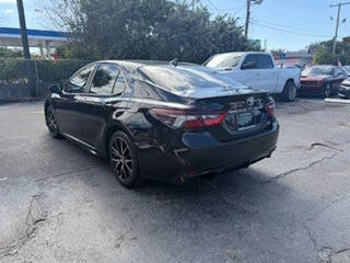 2022 Toyota Camry SE