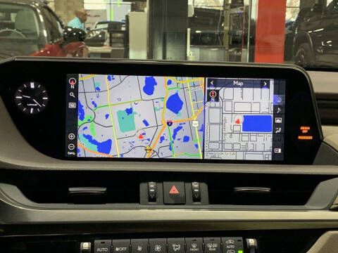 2021 Lexus ES 300h Ultra Luxury