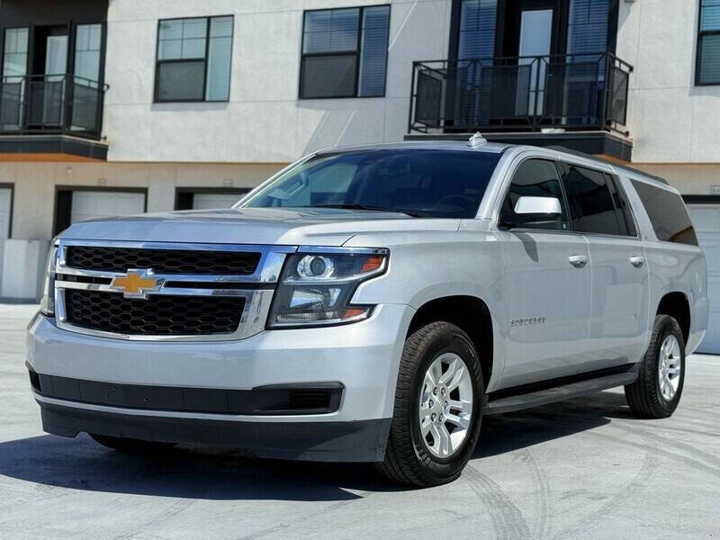 2020 Chevrolet Suburban LT's photo