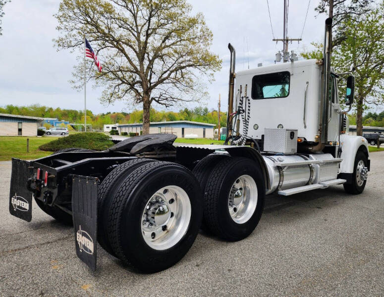 2012 Freightliner CORONADO