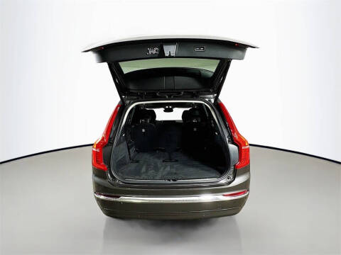 2023 Volvo XC90 B5 Plus Bright Theme