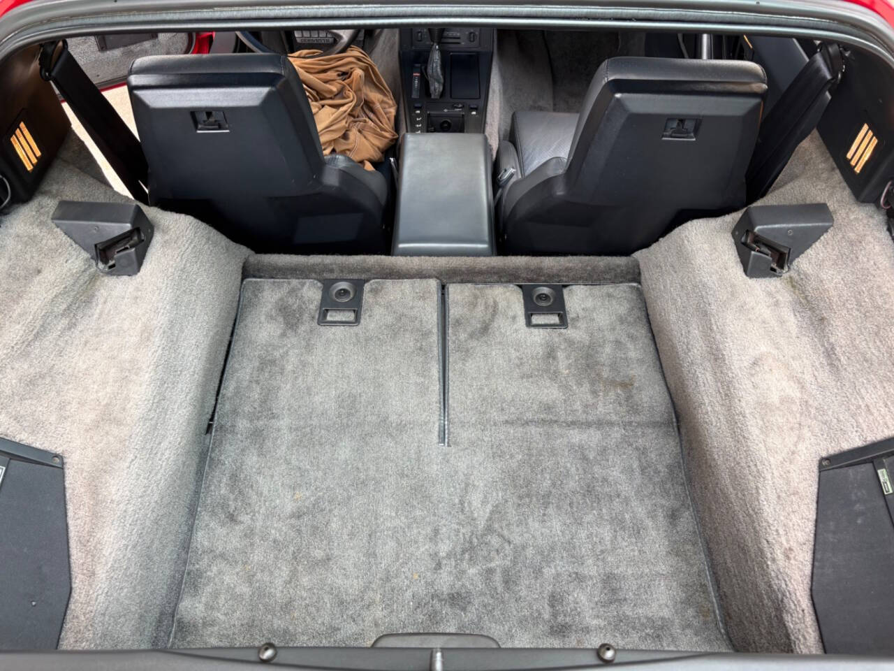 1985 Chevrolet Corvette 9