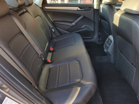 2022 Volkswagen Passat SE