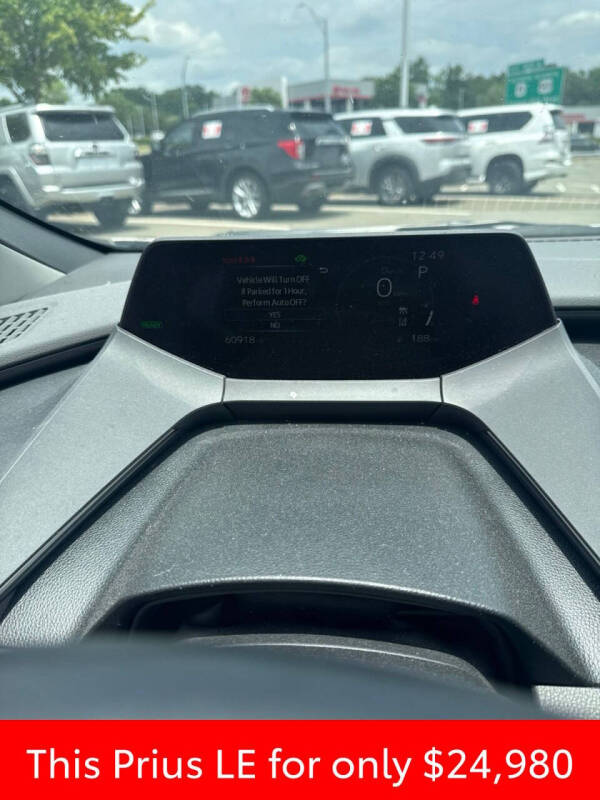 2024 Toyota Prius LE