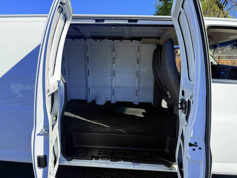 2021 Chevrolet Express 2500