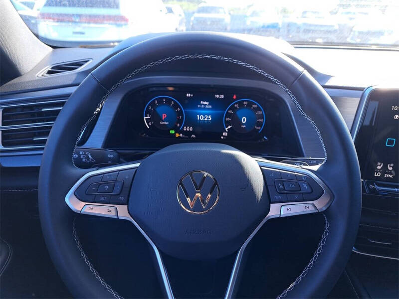 2026 Volkswagen Atlas Cross Sport SE