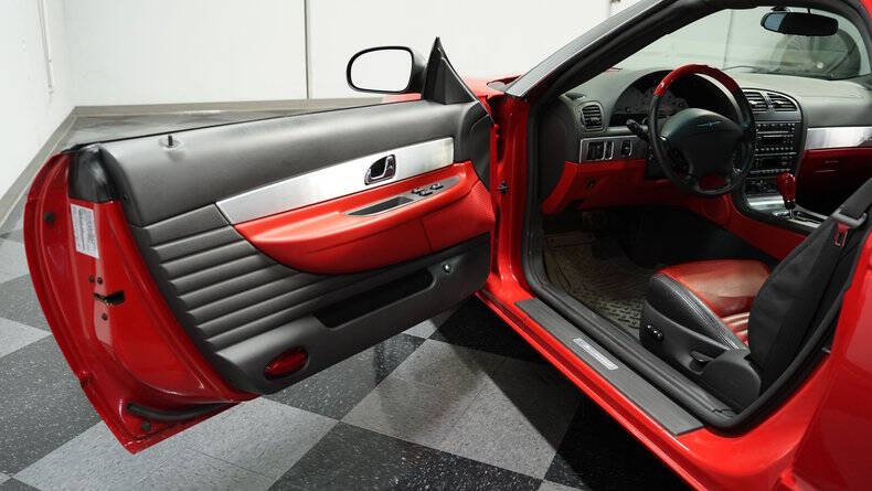 2002 Ford Thunderbird Deluxe