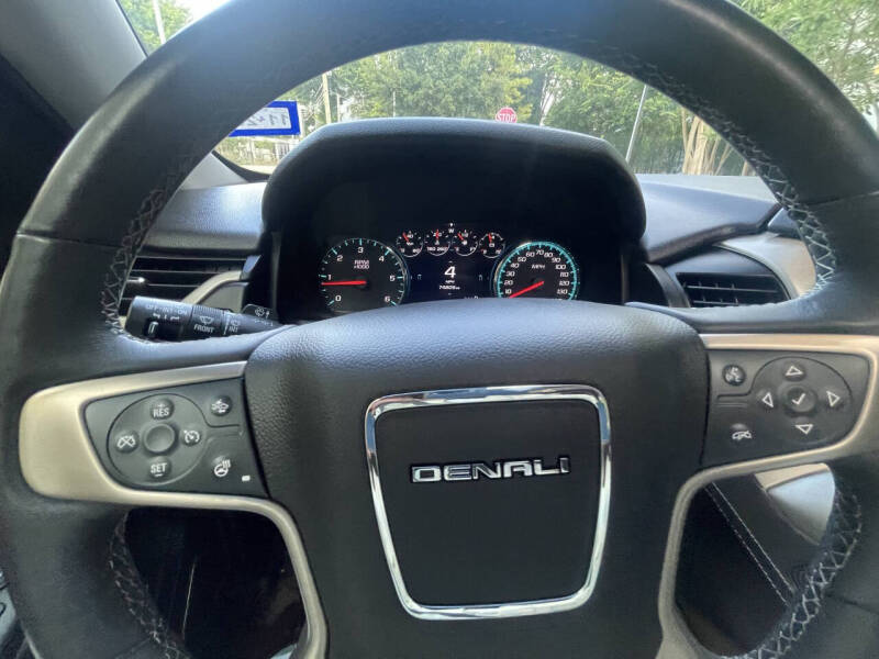 2017 GMC Yukon Denali