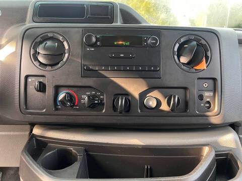 2013 Ford E-Series E-250