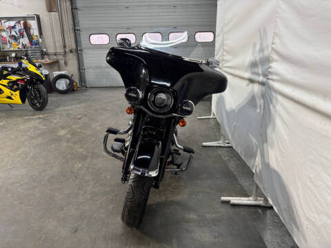 2018 Harley-Davidson FLHCS Heritage