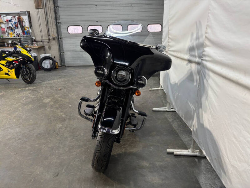 2018 Harley-Davidson FLHCS Heritage