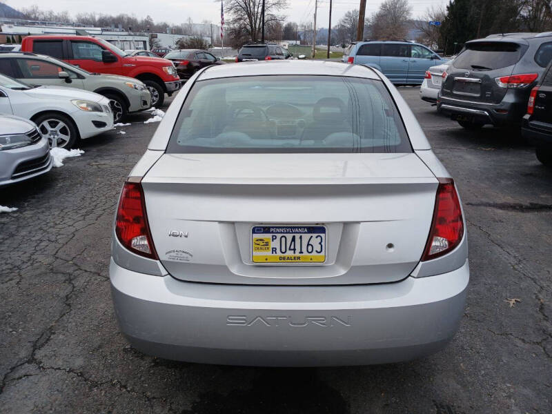 2004 Saturn Ion 2