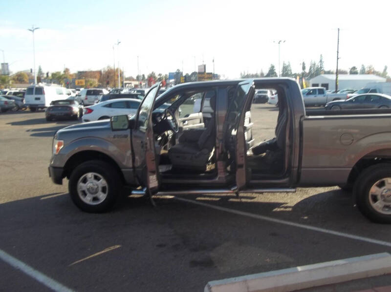 2014 Ford F-150 FX4 photo 48