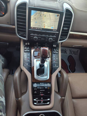 2014 Porsche Cayenne GTS