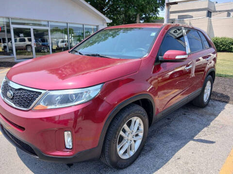 2015 Kia Sorento for sale at Lakeshore Auto Wholesalers in Amherst OH