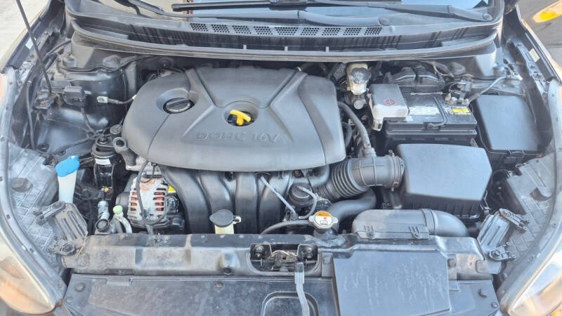 2012 Hyundai Elantra GLS