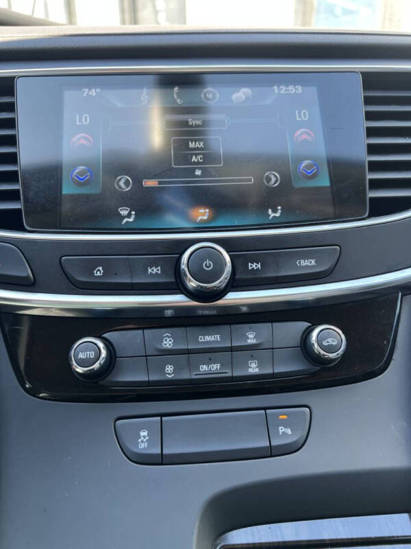 2017 Buick LaCrosse Preferred