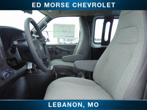 2025 Chevrolet Express 3500