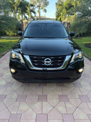 2020 Nissan Pathfinder SV