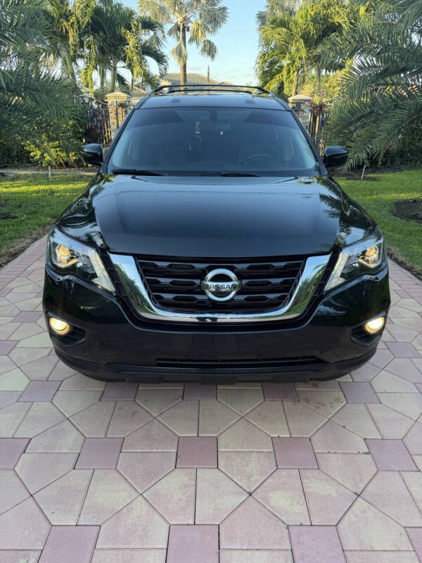 2020 Nissan Pathfinder SV